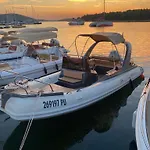 Anita 3*