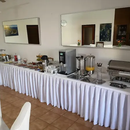 Nocleg ze śniadaniem Anita 3*
