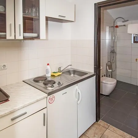 Nocleg ze śniadaniem Anita 3*