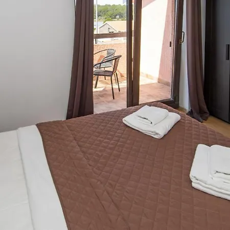 Anita Nocleg ze śniadaniem Medulin