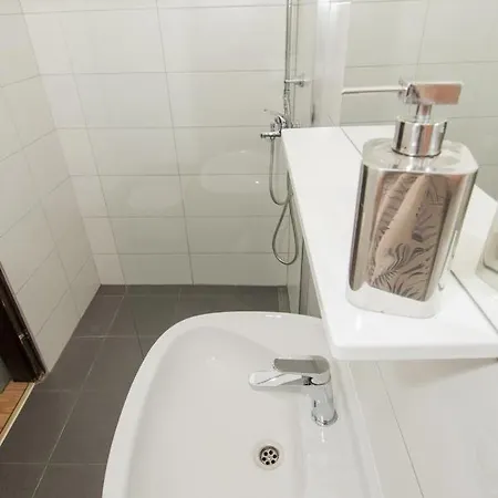 Couette-café Anita 3*