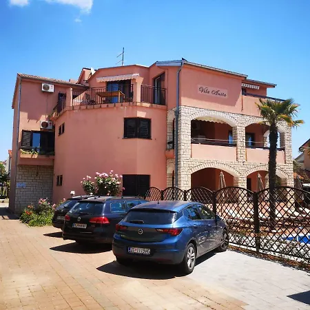 Bed & Breakfast Anita 3*
