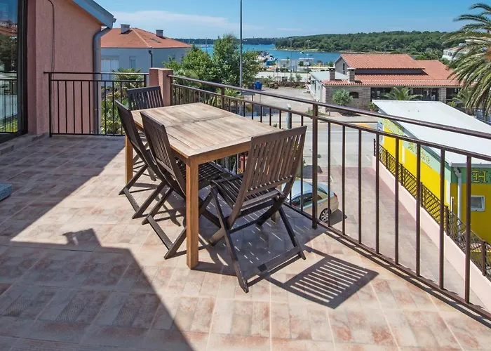 Bed & Breakfast Anita krevet i doručak Medulin