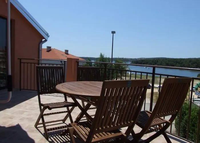 Bed & Breakfast Anita krevet i doručak 3*